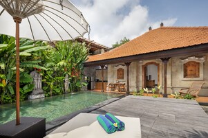 Honeymoon Villa | Terrace/patio