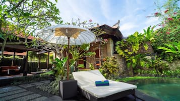 Signature-Villa | Blick auf den Garten