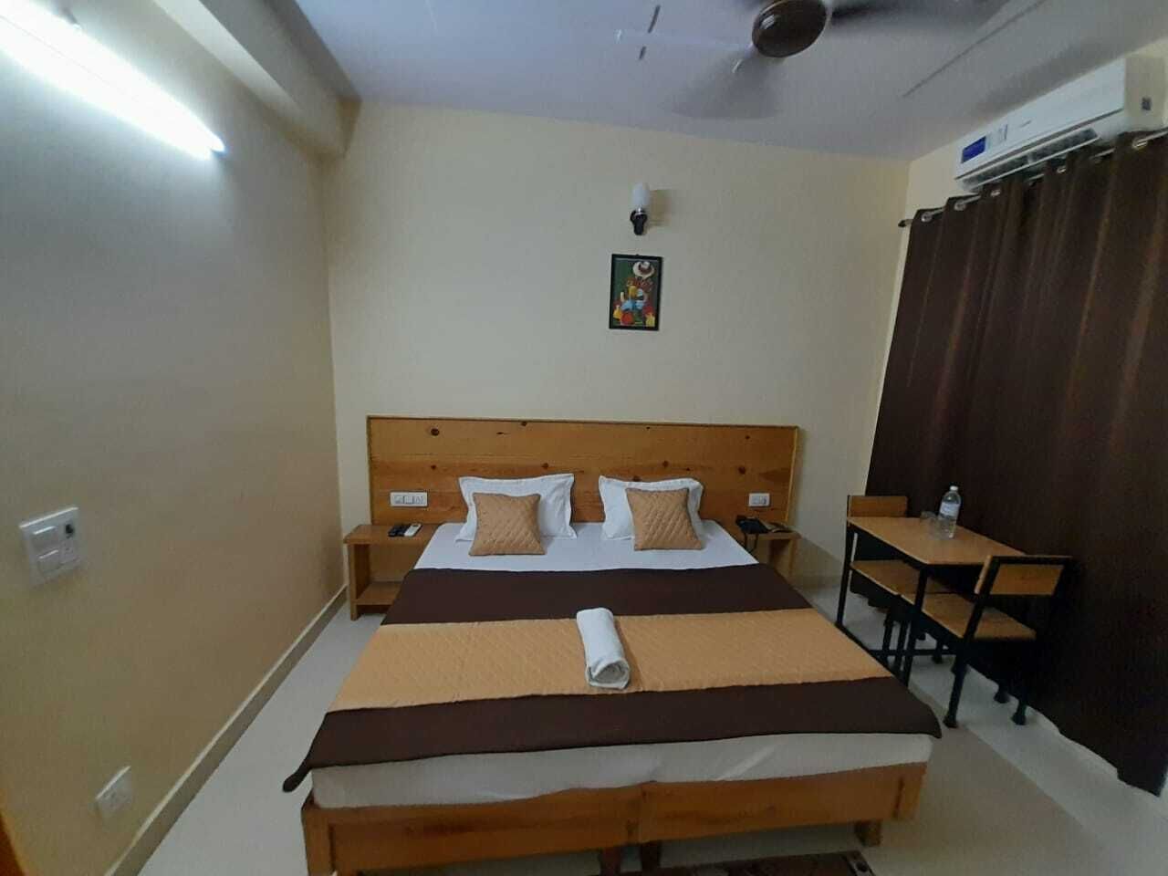 Deluxe Room | Free WiFi
