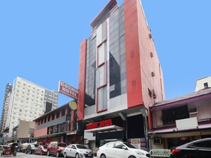 Exterior - OYO 894 Cosmo Hotel P Campa Manila (Manila)