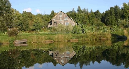 100+ Acre Farm Retreat for Groups, Yoga, Weddings