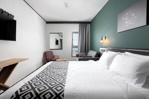 Comfort Double Room with Sofabed | 迷你吧、免费 WiFi、床单