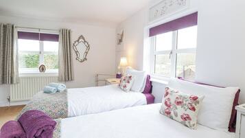 Cottage | 1 bedroom, WiFi (free), individually decorated, individually furnished