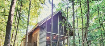 Superior Sanctuary: Refined Rustic in the Woods by the Beach, Trails