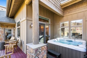 Terrace/patio - Howling Elk Hideaway | Hot Tub + 15 Mins to Resort (Big Sky)