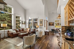 TV, fireplace - Howling Elk Hideaway | Hot Tub + 15 Mins to Resort (Big Sky)