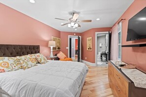 7 Schlafzimmer, Bügeleisen/Bügelbrett, Reisekinderbett, WLAN