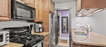 Newly Renovated | FLX Lake Access | Near Casino