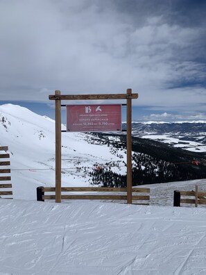 Sci e sport sulla neve