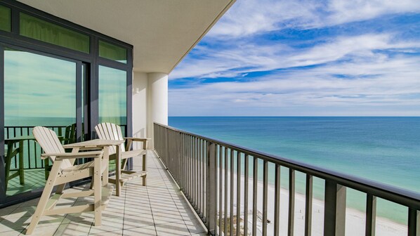 Property grounds - New to the Rental Market, New Owner, Lazy river and Slide! (Orange Beach)