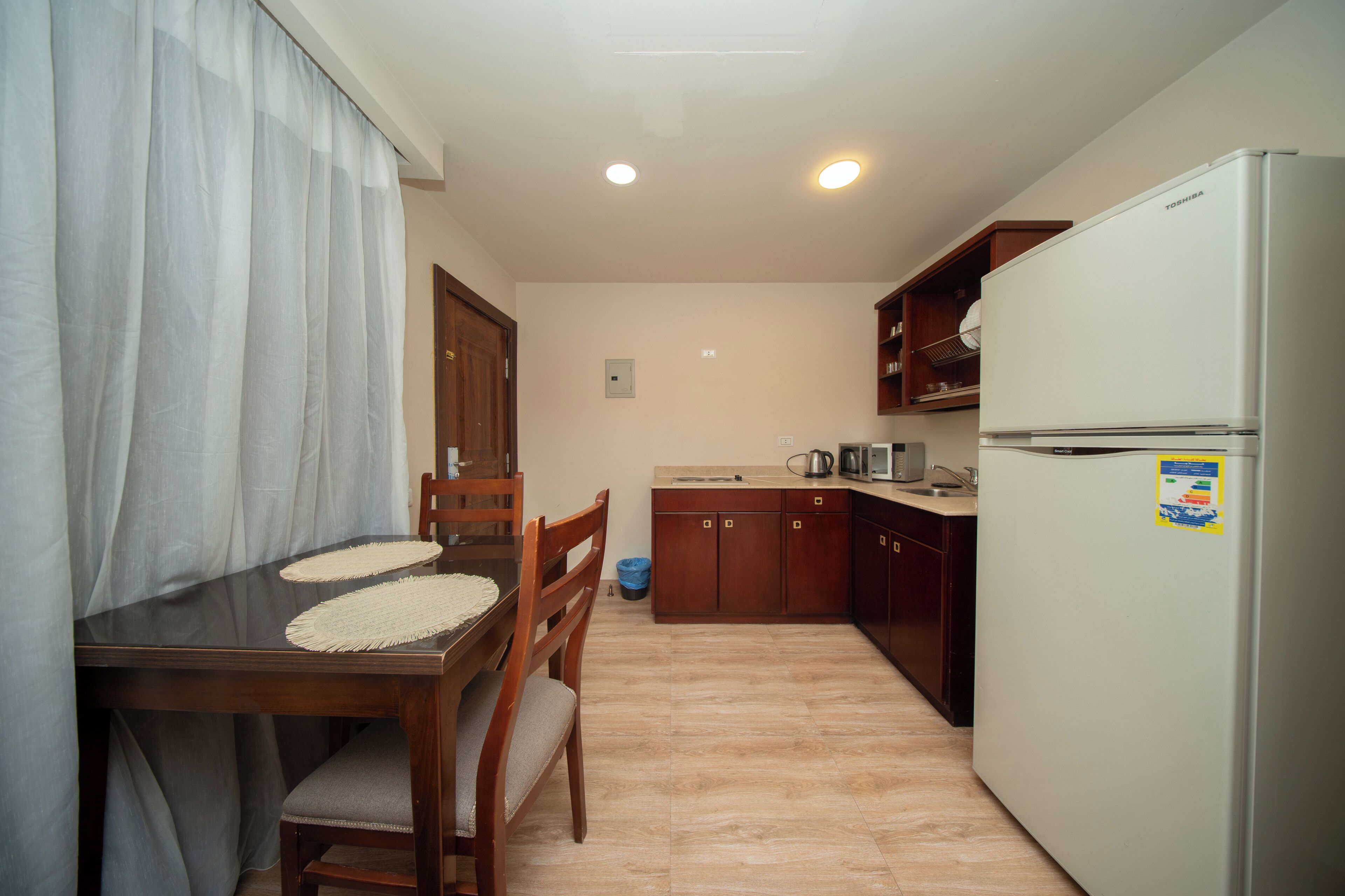 家庭公寓 | 私人厨房 | 茶具/咖啡用具、电热水壶、餐桌