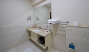 Dusche, Regendusche, Handtücher, Seife