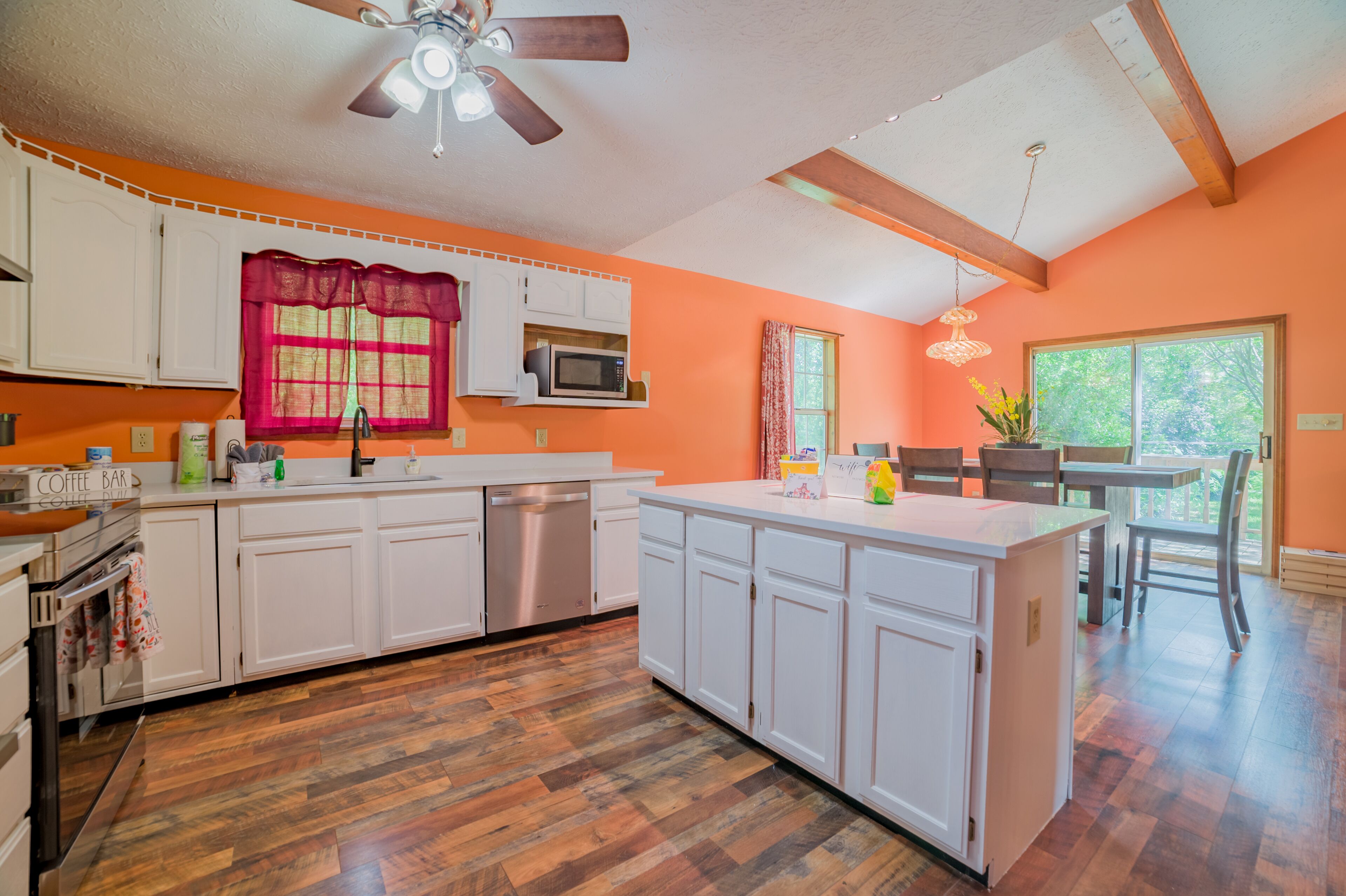 Peaceful Cabin near Pigeon Force & National Park