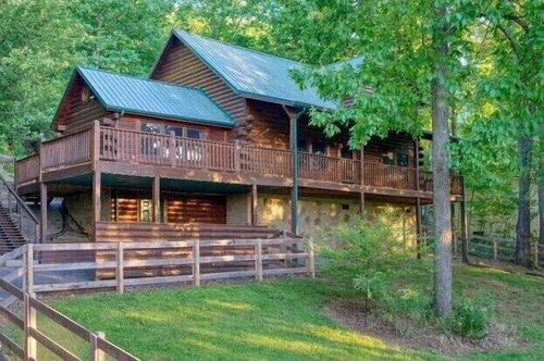 Away From It All! Get 4th night free. Ask me how 