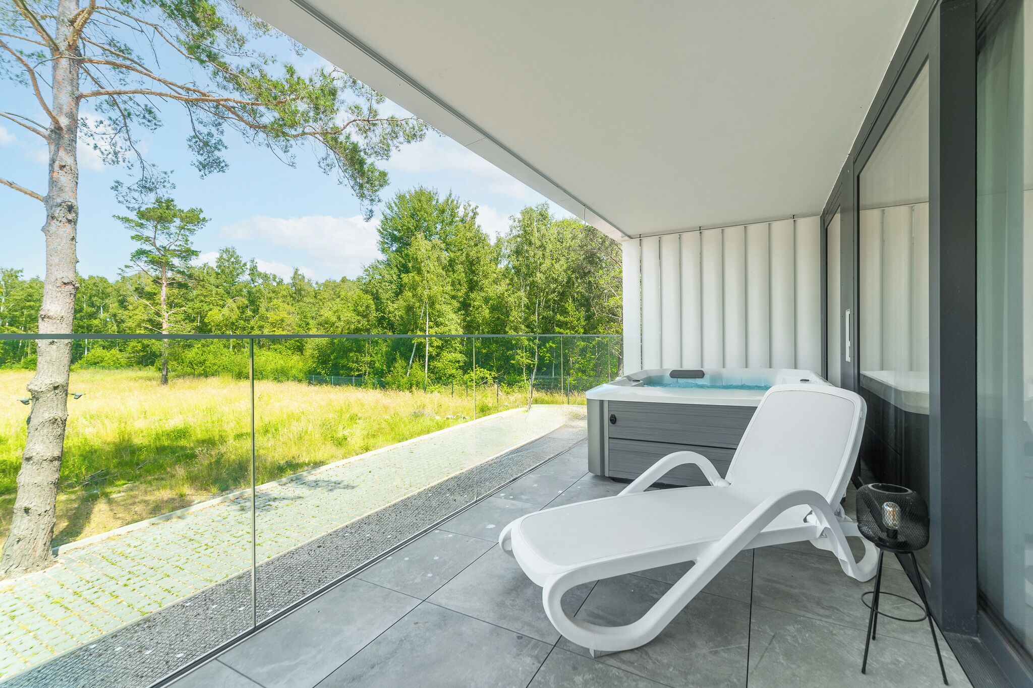 Deluxe Apartment | Jetted tub