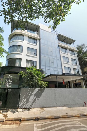 Kahden hengen premium-huone (yksi tai kaksi sänkyä) | Terassi/patio