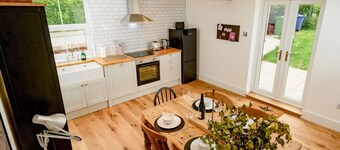 Perfect for exploring the Wolds and Lincoln - Pass the Keys
