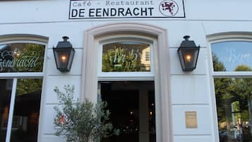 Overnatningsstedets indgangsparti