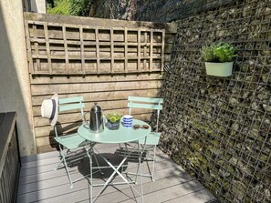 Cottage | Balcony - 6 Pottery Cottages (Dartmouth)