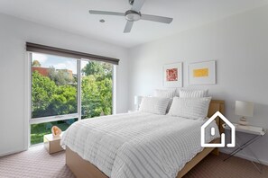 4 bedrooms, iron/ironing board, travel cot, free WiFi
