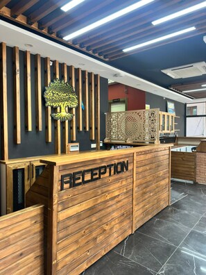 Reception - Bazalt Apart Hotel (Yomra)