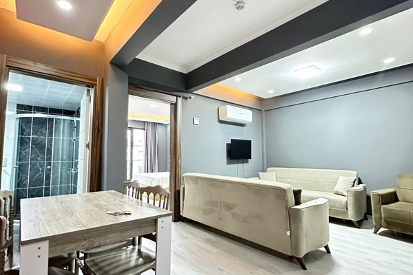 Apartemen Ekonomi, 1 kamar tidur, Hewan Peliharaan Diizinkan, pemandangan taman | 1 kamar tidur, seprai premium, dan selimut bulu angsa