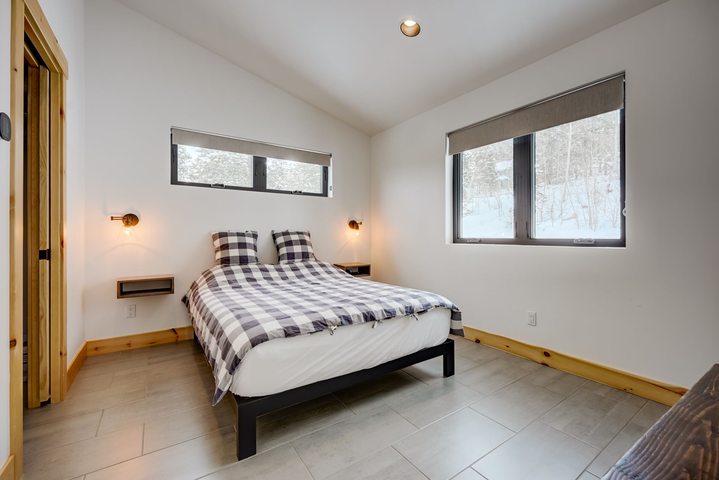 Modern Mountain Home with Spectacular Views