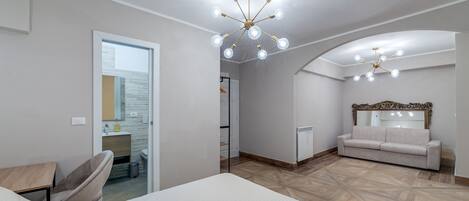 Luxury Studio Suite | Free WiFi