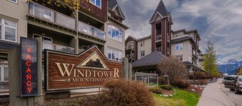 A Lovely Studio with Full Kitchen & AC