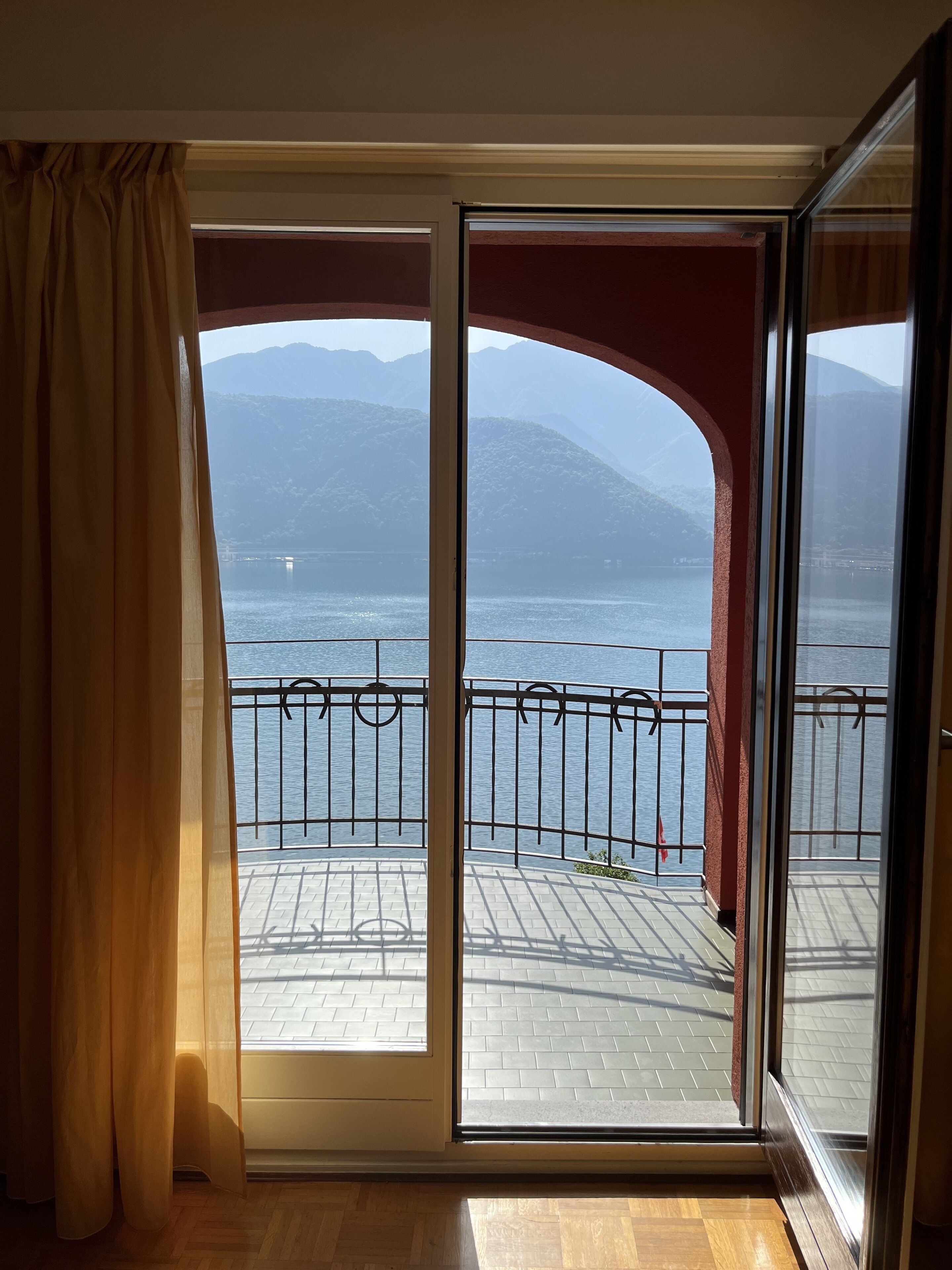 Panoramic Apartment (07 - Sole) | Living area | 50-inch flat-screen TV with digital channels, TV