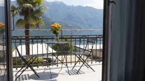 家庭公寓 (01 - Luna) | 露台/庭院