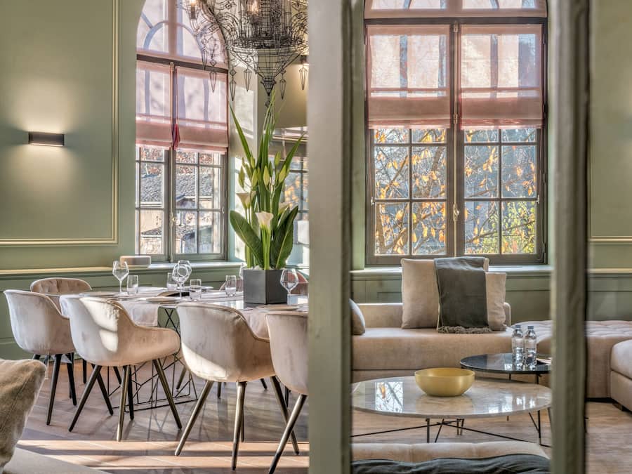 Egyptian cotton sheets, premium bedding, down comforters