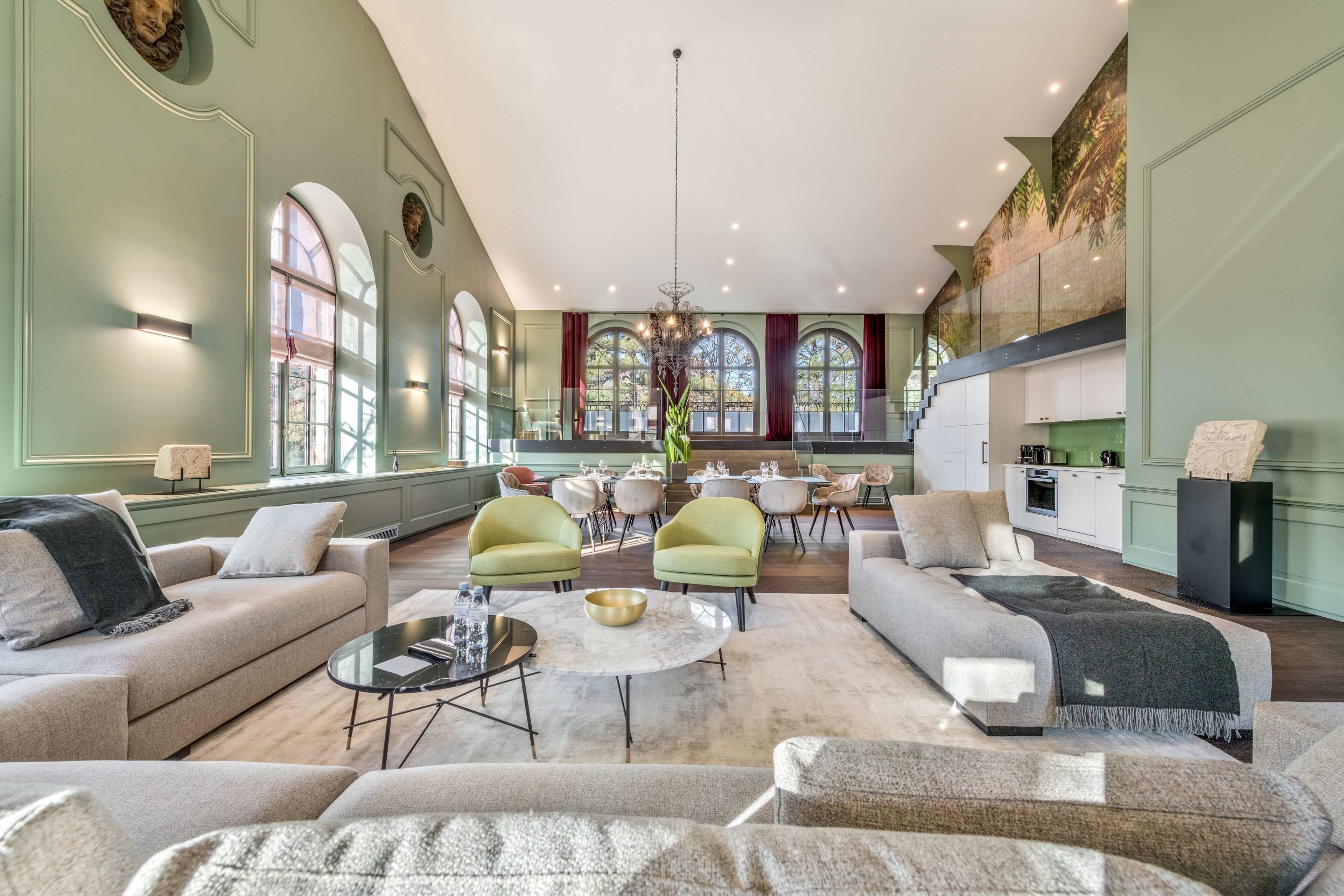 Luxe penthouse | Lakens van Egyptisch katoen, luxe beddengoed, donsdekens