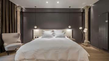 The Suite 40m2 Garden View | Egyptian cotton sheets, premium bedding, down comforters