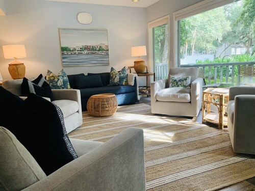 Sleeps 9! Serene Sea Palms Golf Condo on St Simons|Close to Beach, Restaurants! 