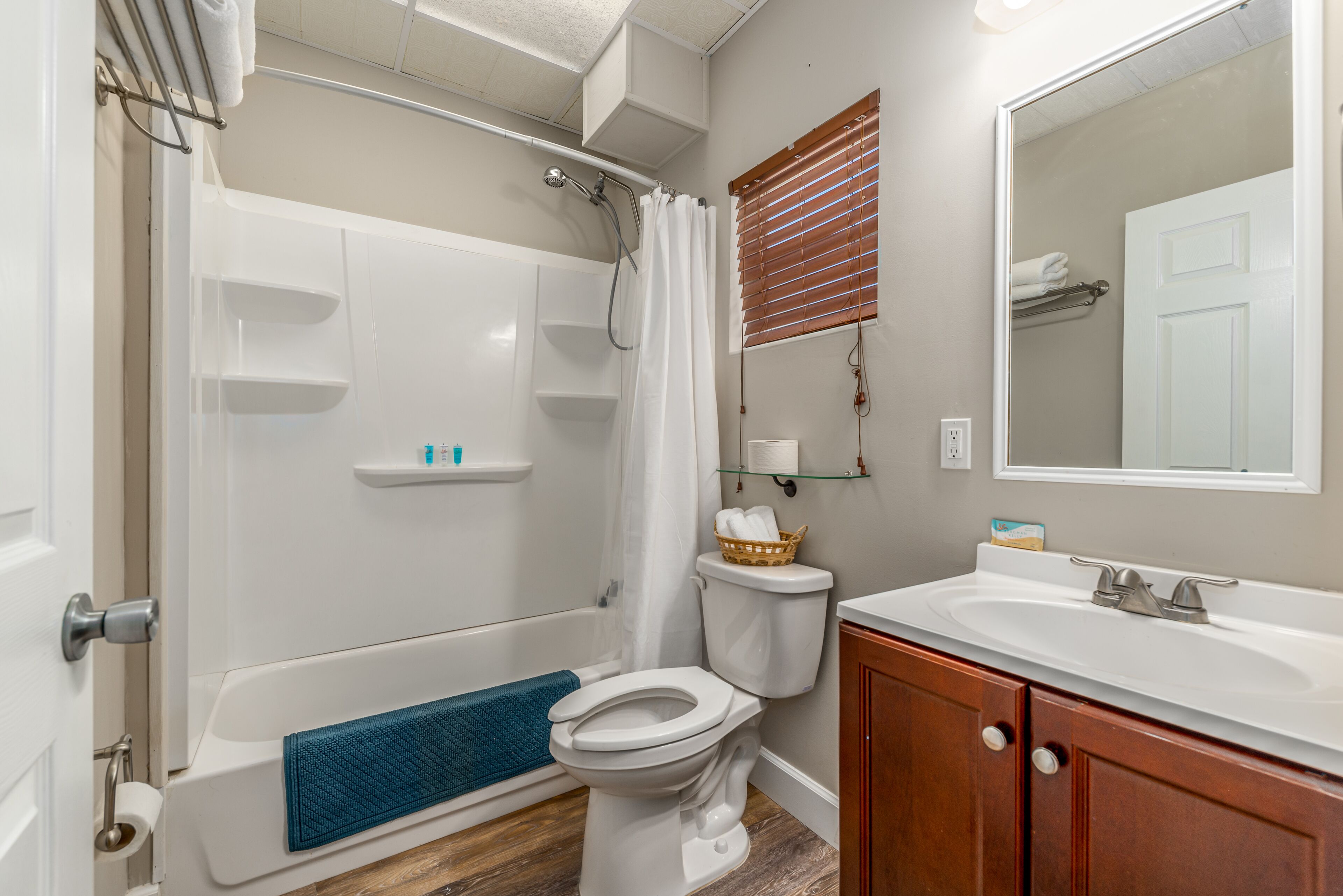 room 3,  king bed | bathroom | free toiletries, hair dryer, towels, soap