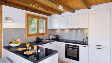 Chalet (3 Bedrooms) | Floor plan