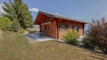 Chalet (3 Bedrooms) | Floor plan