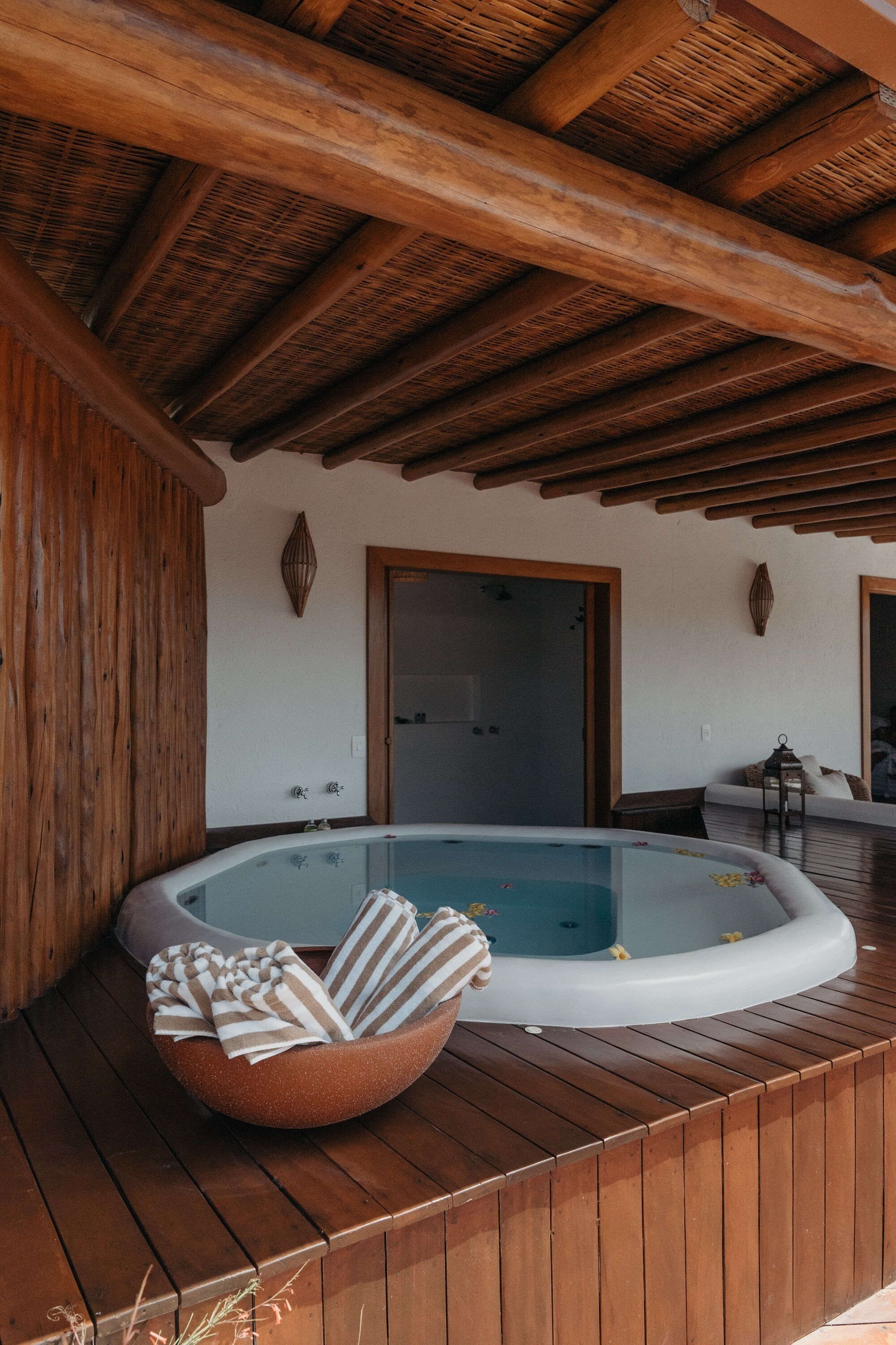 Suite Master com Hidromassagem | Bañera de hidromasaje privada