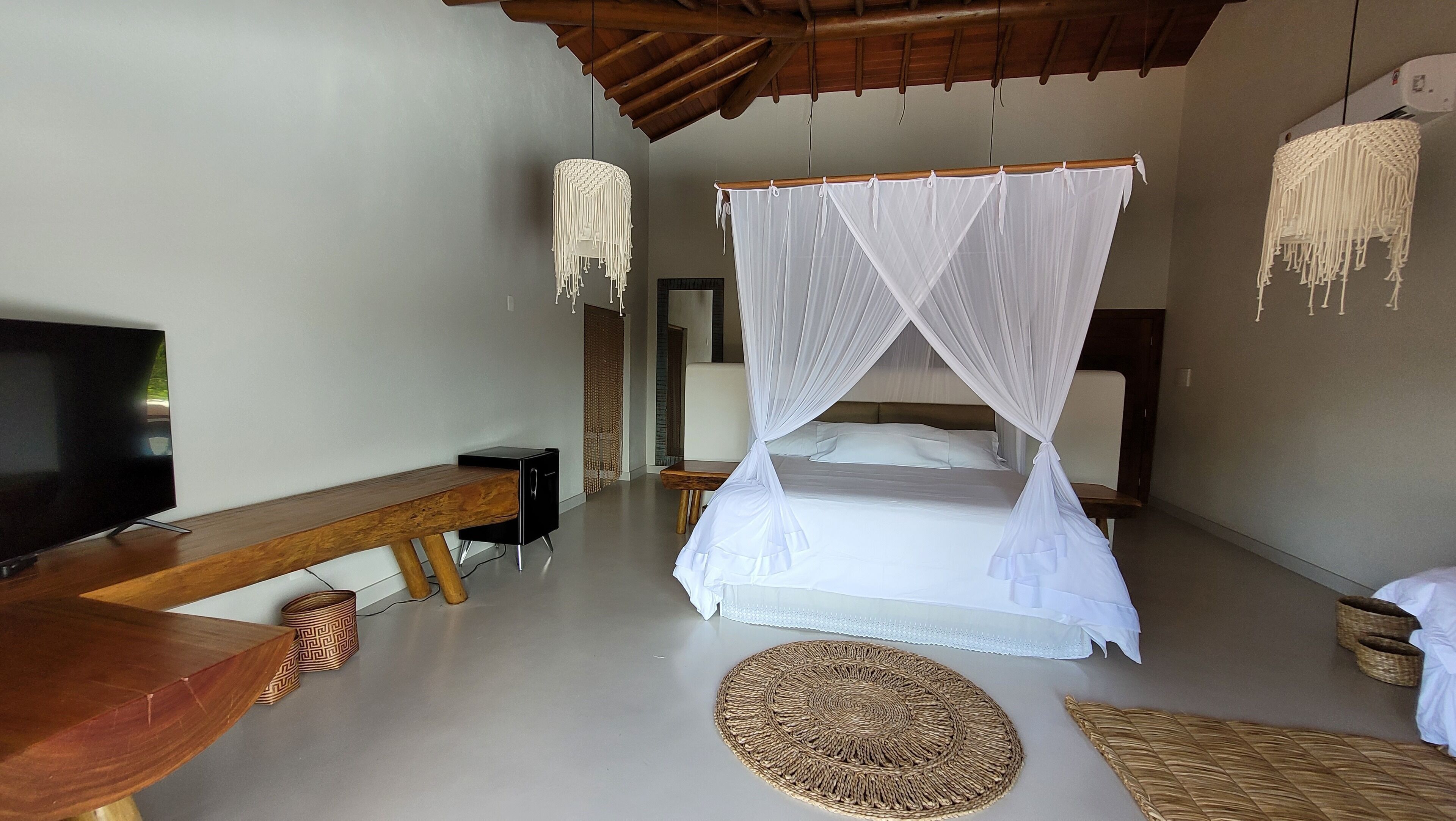 Peralatan tempat tidur premium, tilam berlapik, bar mini 