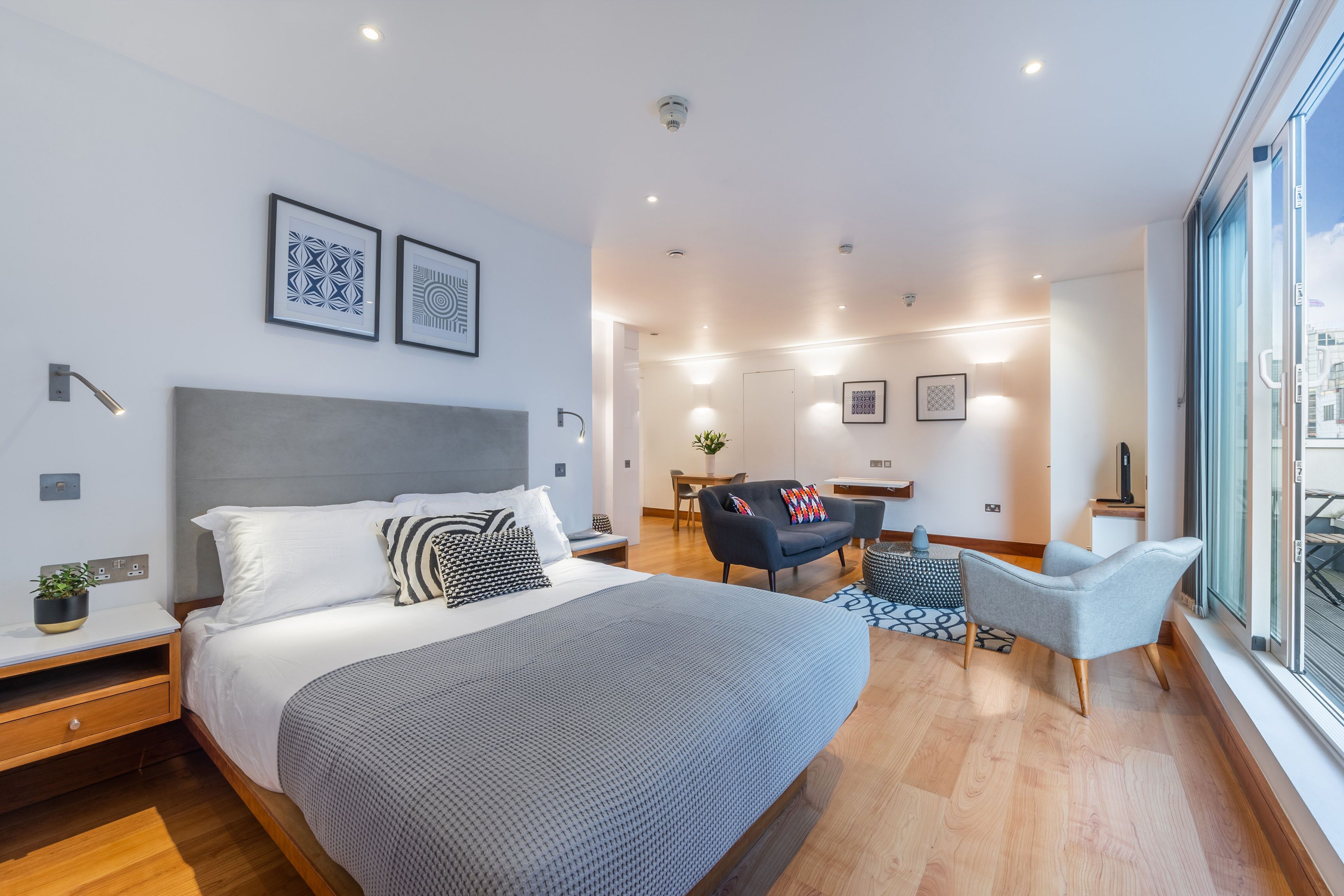 Tower Hill City Centre Luxury Apartments