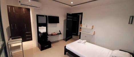 5 soveværelser, skrivebord, strygejern/strygebræt, gratis Wi-Fi