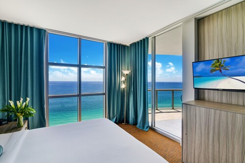 Two Bedroom Oceanfront Apartment