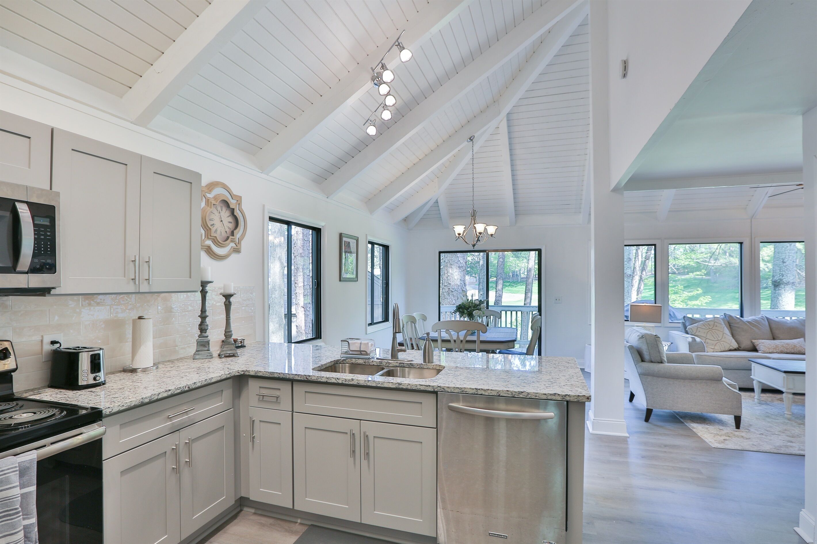 North Georgia Mountains/Lake/Golf Views- Pet Friendly