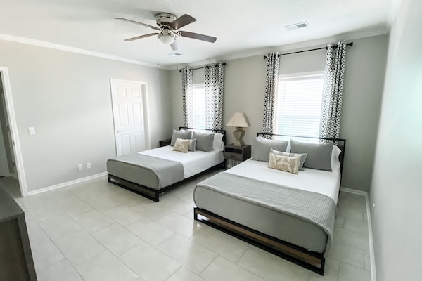 Bedroom #1