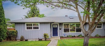 La Bella Vista. Close to downtown & shopping, public transportation.