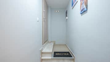 Quarto casal urbano | Individualmente decorados, individualmente mobiliados, escrivaninha
