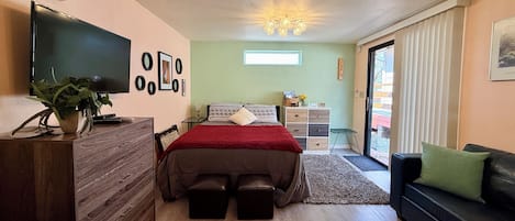 1 habitación, tabla de planchar con plancha, wifi gratis y ropa de cama