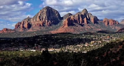 A Beautiful Cozy Cottage in West Sedona