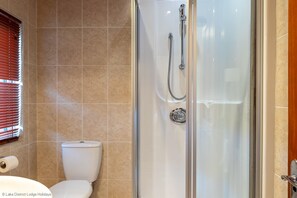 Bathroom - Thirlmere View (Windermere)